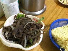 -灌县老妈砂锅串串香(万科红生活广场店)