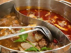 全牛鸳鸯锅-筋头巴脑牛一锅(朝阳路总店)