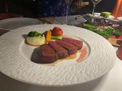 炭扒澳洲M5牛排-Kathleen's Waitan 凯圣琳江景西餐厅(外滩店)