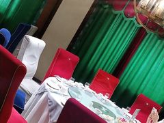 -一家人(凯旋路店)