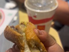 -麦当劳(深圳北站高铁店)