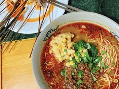 -丁丁猫重庆小面(徐州路店)