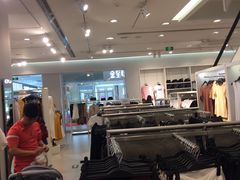 -H&M(来又来时尚购物广场店)