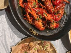 -肥肥虾庄·金牌油焖大虾(杨园滨江时代walk店)