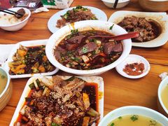 -朱大嘴肥肠血旺(福字街店)