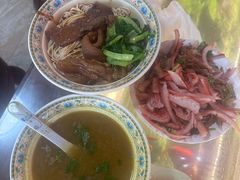 -金杨拉面王小吃面馆·牛三宝面·红烧牛肉粉