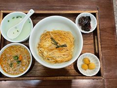 -蟹上黄·蟹黄面·江南糖水(人民广场店)
