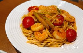 Tomato Beef Sauce Shrimp Pasta