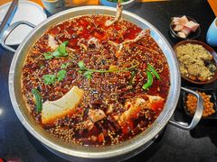 -小饕荟雅安贡椒鱼鲜馆(广福桥店)