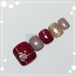 -芊指百魅