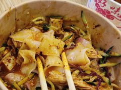 -小魔童·鲜切牛肉粉(时尚天河东区店)