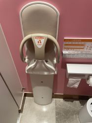 -奈尔宝·儿童乐园·亲子餐厅(华采天地店)