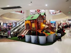 -丽达购物中心(崂山店)