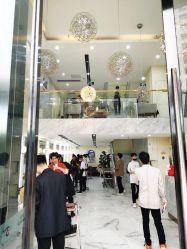 -3AM HAIR SALON染发接发