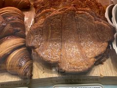 -HOT CRUSH趁热集合·现烤面包(环球港店)
