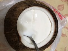 -椰爺爺·椰子冻砵仔糕