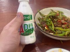 -湖南人家湘菜馆(镇江路店)