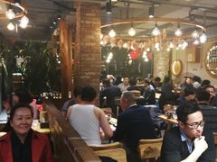 大堂-聚点串吧·北京烧烤(赵登禹路店)