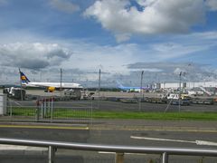 -格拉斯哥国际机场