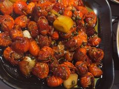-巴厘龙虾·榜首油焖大虾(音乐学院·沿江酒馆店)