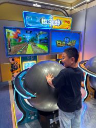 -奈尔宝家庭中心·亲子餐厅(北京东坝万达店)