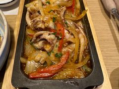 铁板鱿鱼须-小句号·精致料理(江南环球港店)