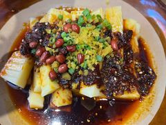 -野山舂·贵州现舂酸汤牛肉(东山店)