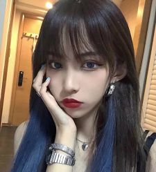 -V8潮牌·接发烫染连锁