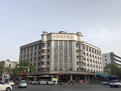 -西港航空酒店(银川南门广场机场巴士店)