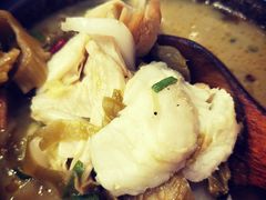 -周鱼小馆石锅酸菜鱼(活力汇店)