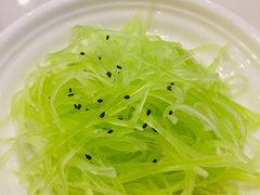 爽口青笋丝-客临百思德·东北特色馆(龙湖时代天街店)