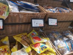 -来伊份1038(新村路三店)