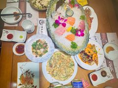 -青瓦餐厅·生鱼片·韩园烤肉(西塔店)