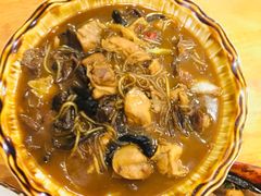 东北小鸡炖蘑菇-东北农家小院(定西路店)