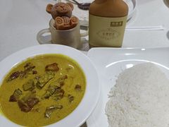咖喱牛腩饭-锦园春香港茶餐厅(西海湾旗舰店)