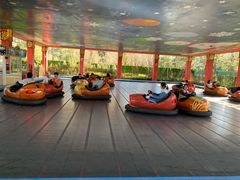 -七彩云南欢乐世界