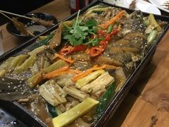 烤深海鲈鱼-路边摊小炉子烧烤