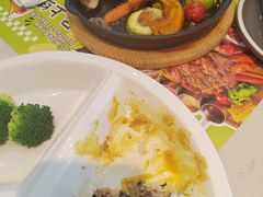 -西语炭烧牛排·西厨(滨湖万科里店)