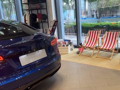 -TESLA 特斯拉(上海太古汇体验店)