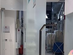 -福奈特洗衣洗鞋(宝华广场店)