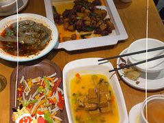 -隔壁老王·家常云南菜(花巷店)