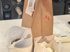 -麦当劳(上海虹桥站30B检票口楼上)