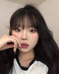 -爱的化妆工作室(雅地天际店)