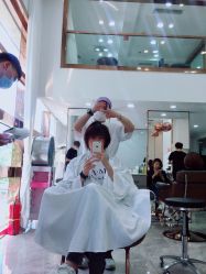 -艾美A·M Hair Salon