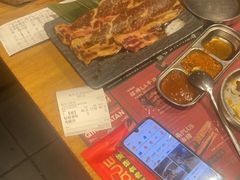 -青瓦炭韩潮烤肉(花园道店)