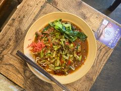 -方铲铲·成都板凳面(滨江银泰店)