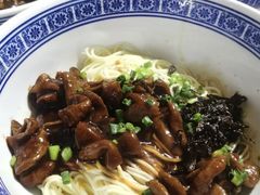 -沪西老弄堂面馆(定西路店)