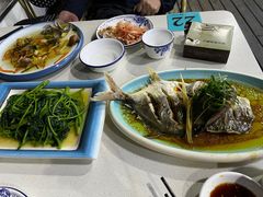 -锦里海景海鲜餐厅.三亚老字号(亚龙湾中心广场店)