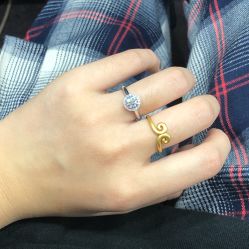 -威德钻石-克拉钻大本营(南京东路店)