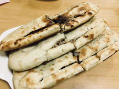 精品鞋底火烧-宝光熏肉鞋底火烧(新街口店)
